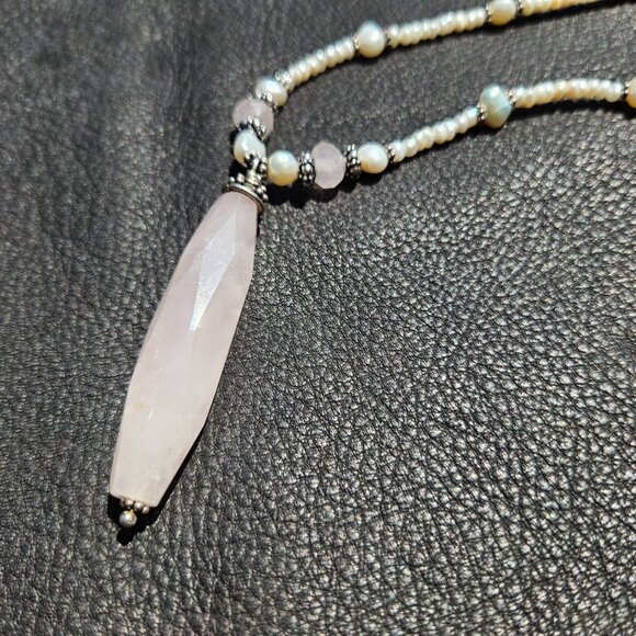 Rose Quartz and Freshwater Pearl Necklace - Picture 7 of 8